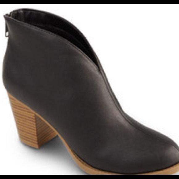 serra ladies booties